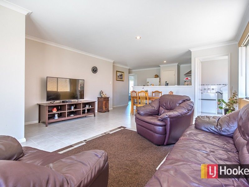 1/20 Boardman Road, Canning Vale WA 6155, Image 2