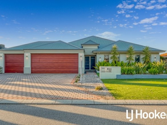 11 Packenham Promenade, Canning Vale WA 6155