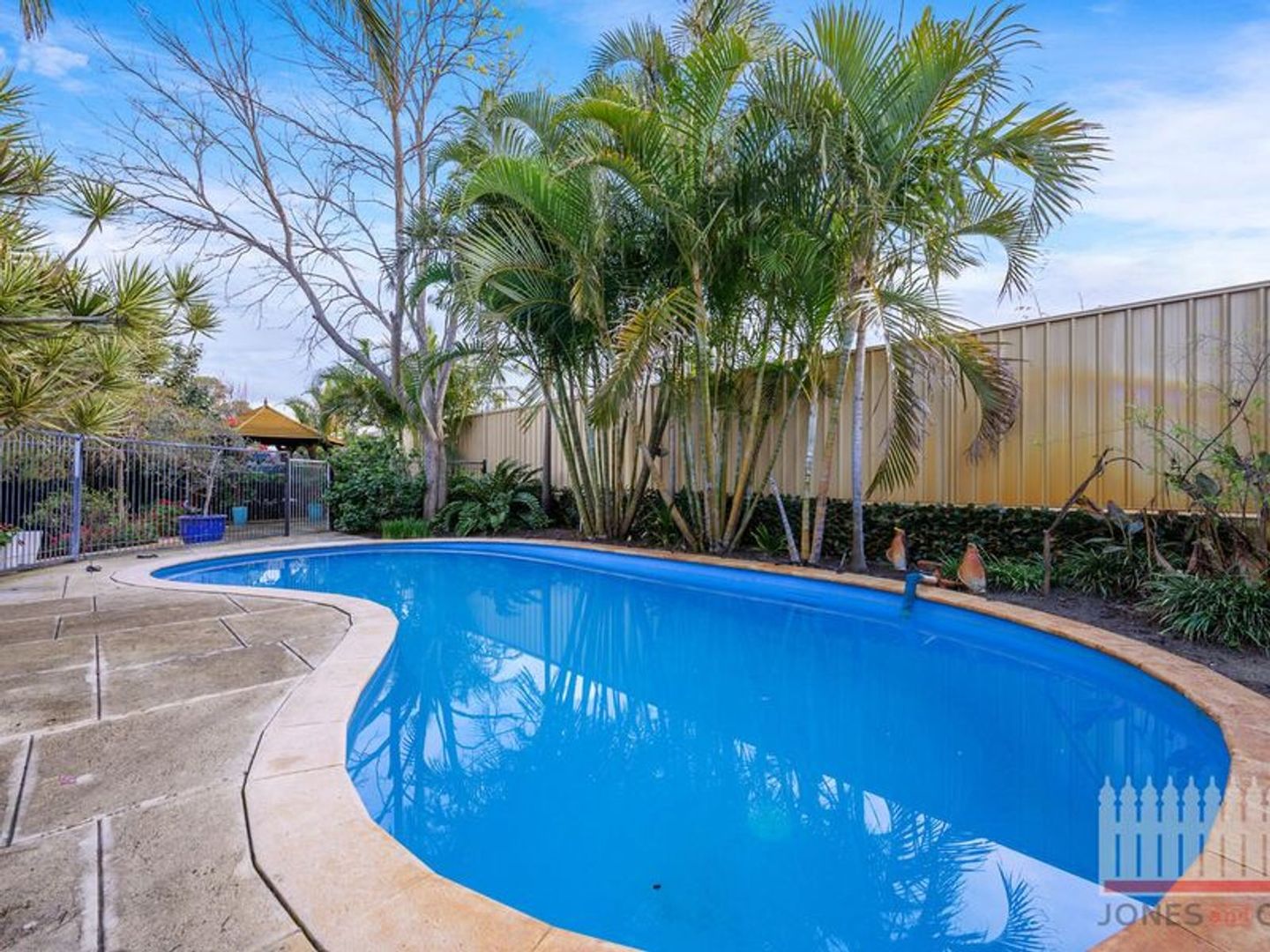 83 Broadway , Bassendean WA 6054