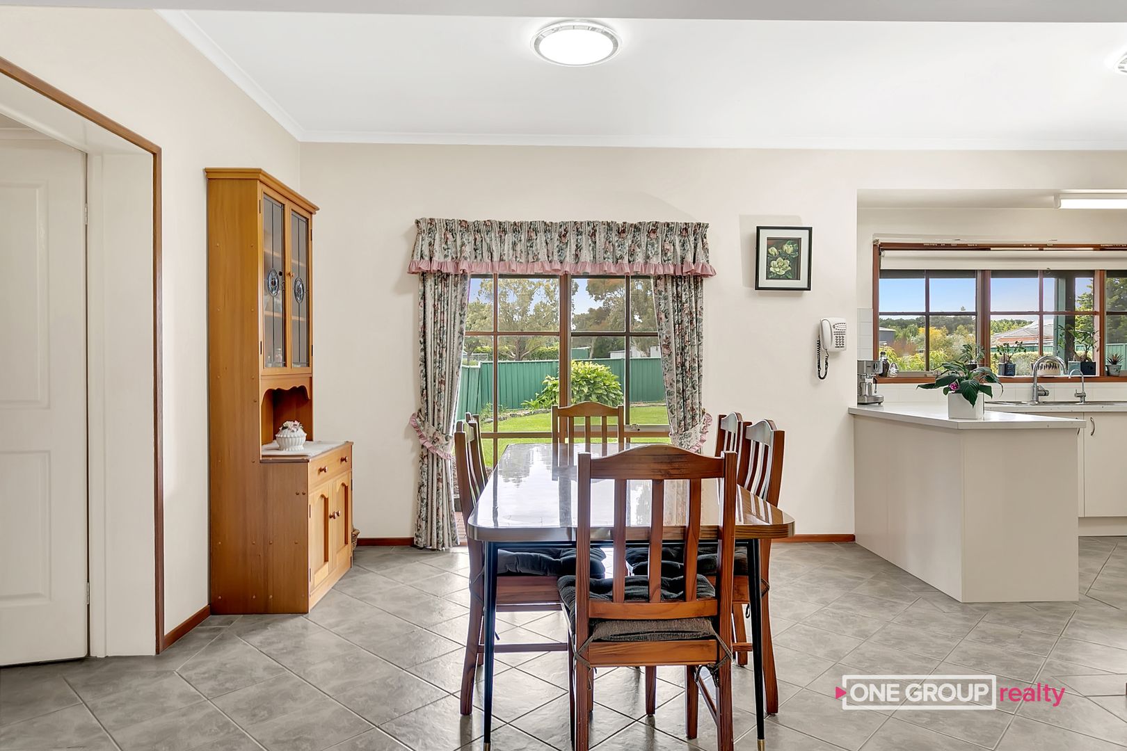 9 Carney Court, Beveridge VIC 3753, Image 2