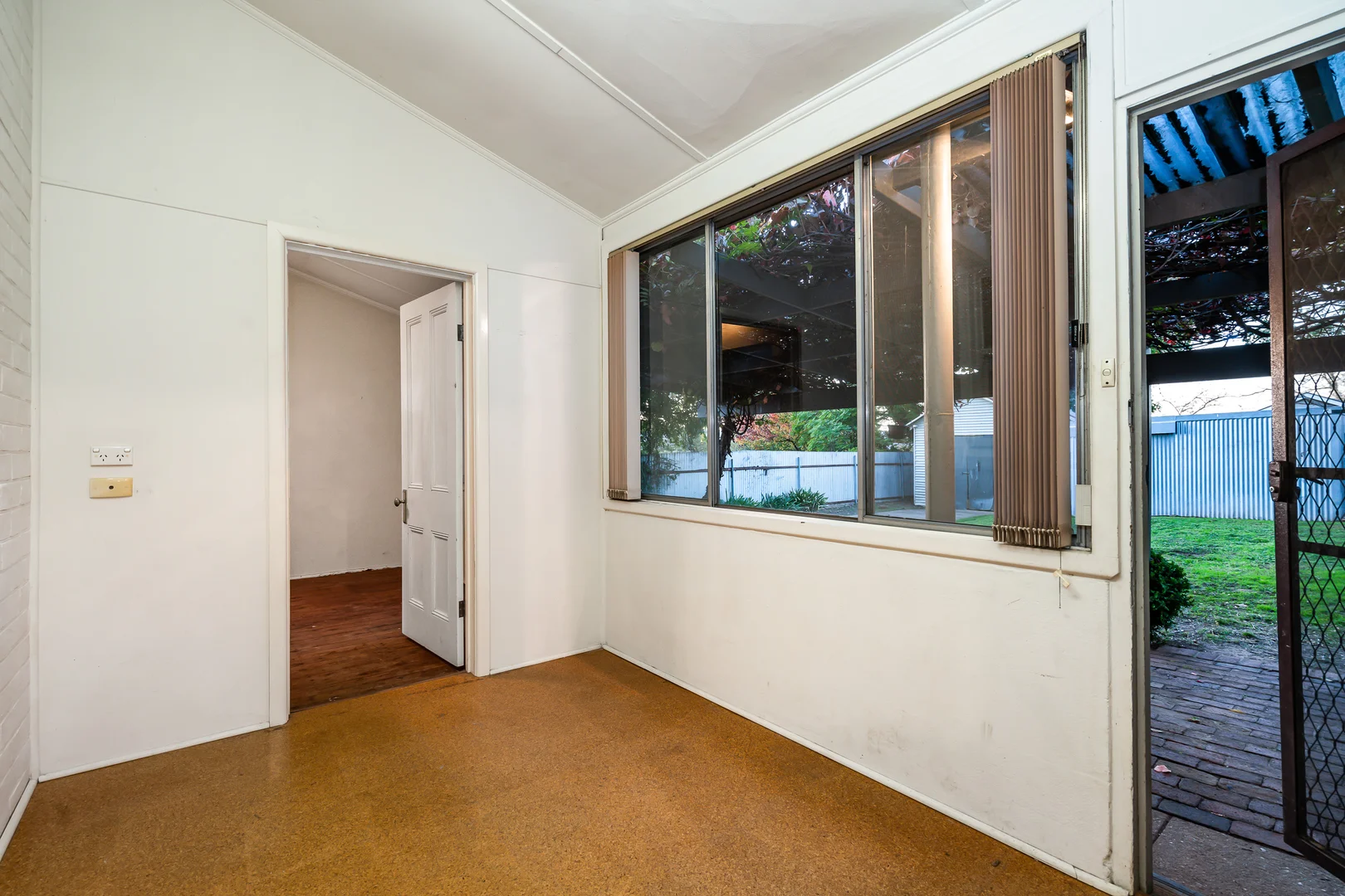 Additional image 8 of 358 Centenary Street, East Albury NSW 2640