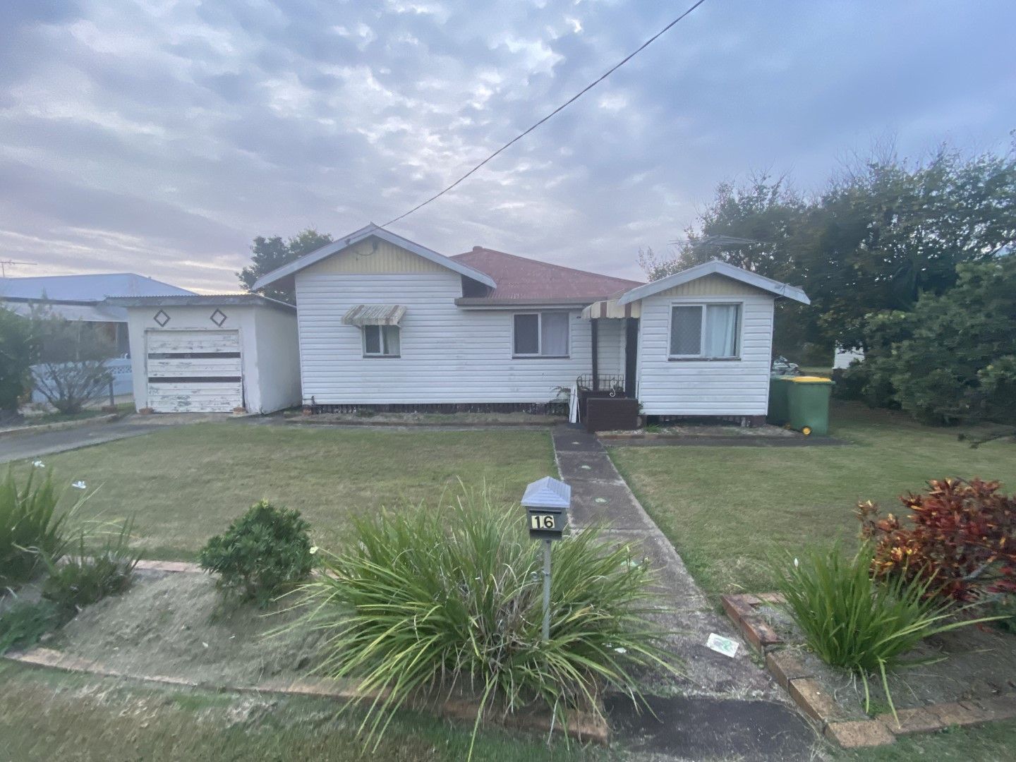 16 Rex Street, Eastern Heights QLD 4305 House For Rent 320 Domain