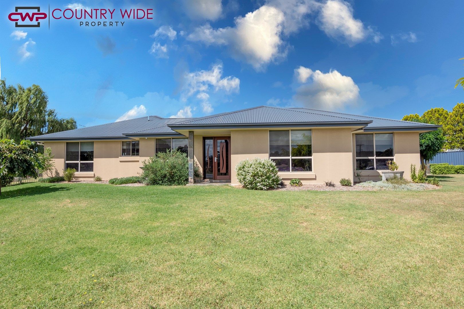 93 Dumaresq Street, Glen Innes NSW 2370, Image 0