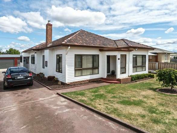 13 Charles Street, Devonport TAS 7310