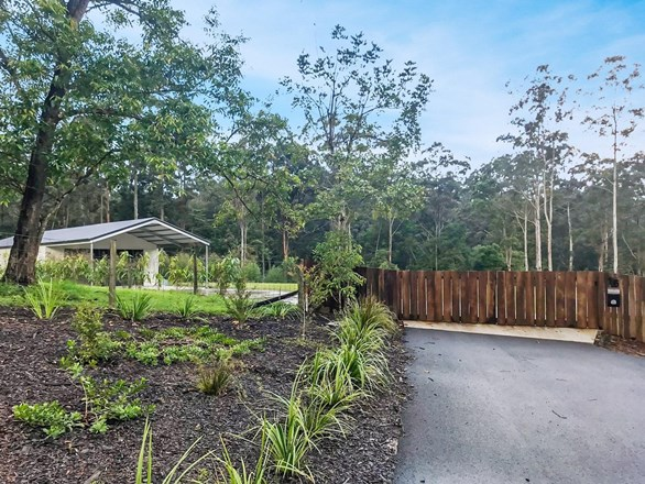 16 Songbird Place, Mooloolah Valley QLD 4553