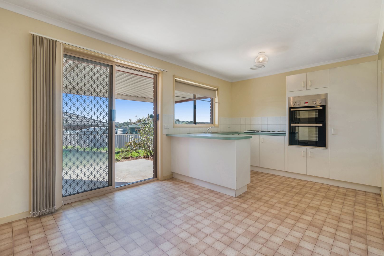 26 John Street, Kangaroo Flat VIC 3555, Image 2