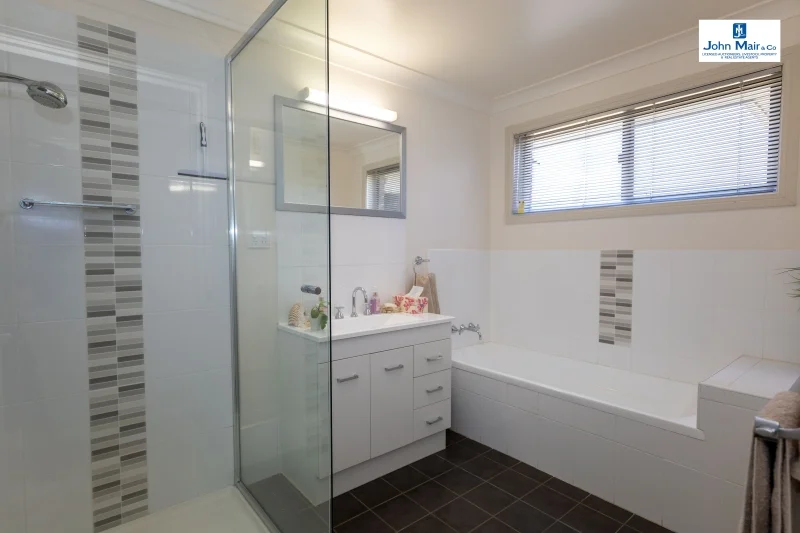 Additional image 14 of 86 Lake Inverell Drive, Inverell NSW 2360