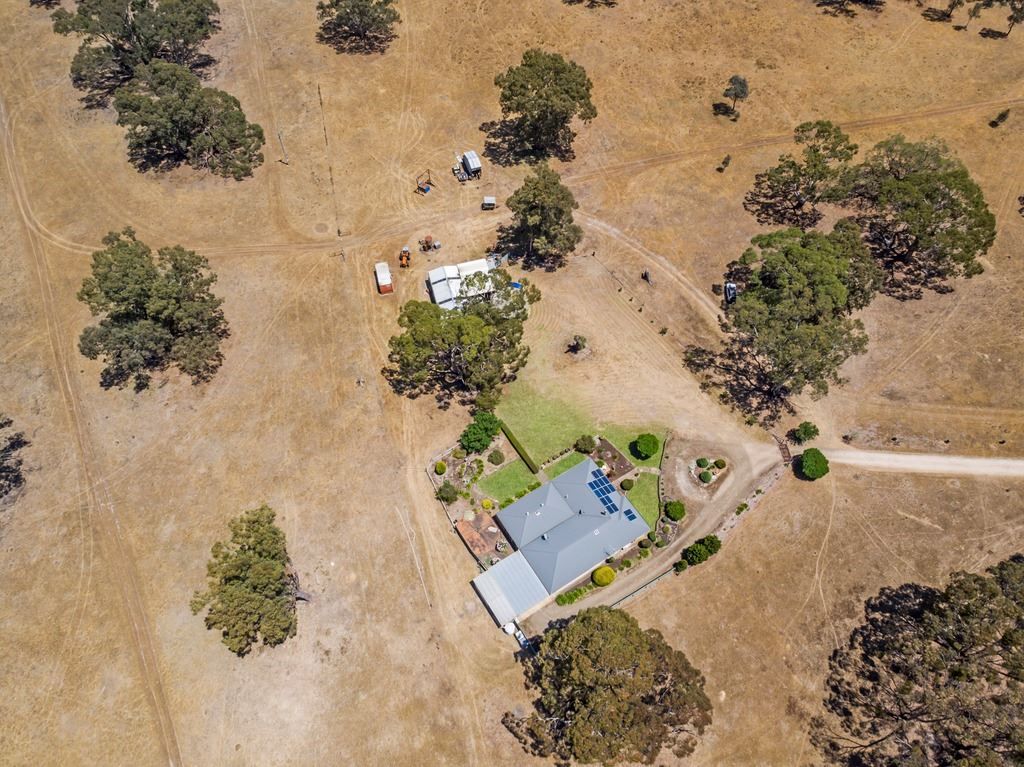 927 Glen Devon Road, Mount Crawford SA 5351, Image 2