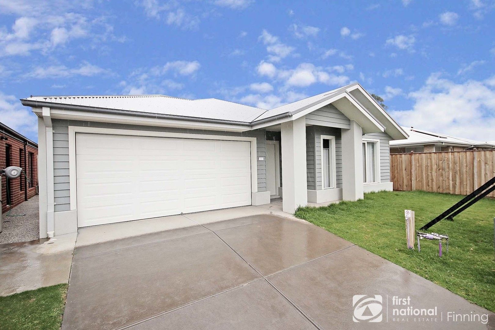 4 bedrooms House in 43 Cornflower Rise BOTANIC RIDGE VIC, 3977