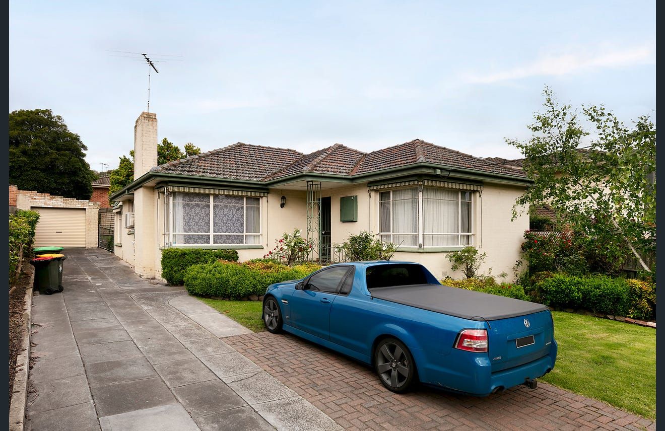 3 clyde court oak park hot sale