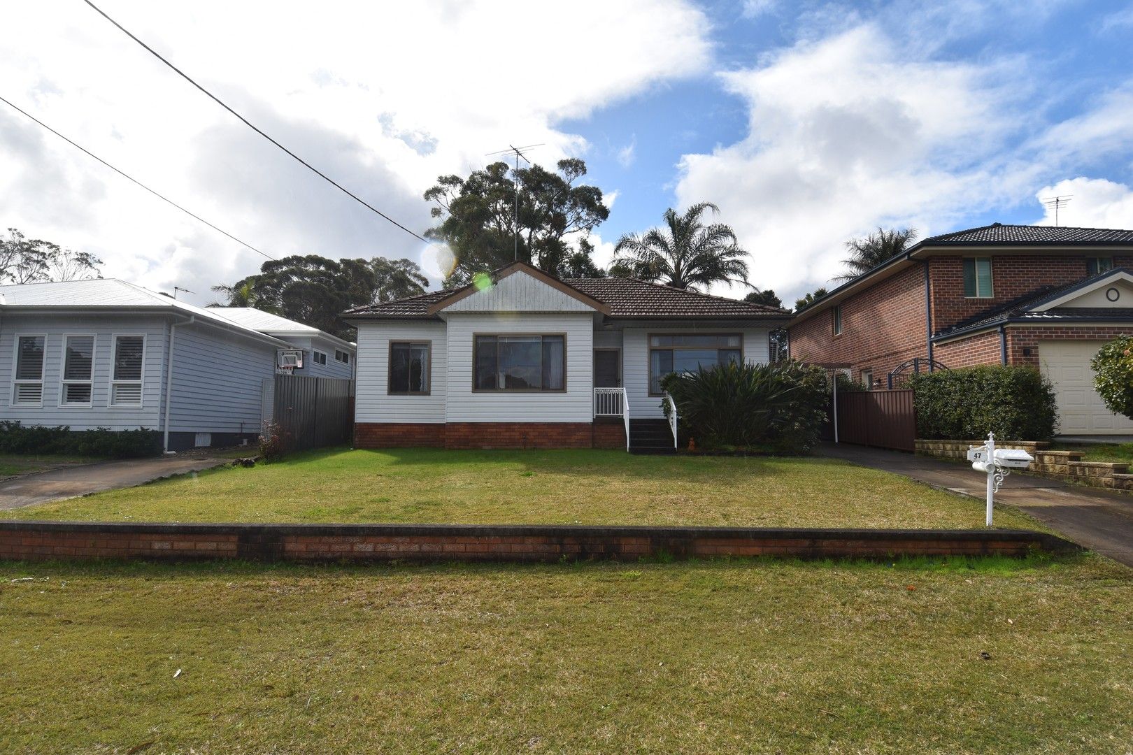 3 bedrooms House in 47 Mundakal Avenue KIRRAWEE NSW, 2232