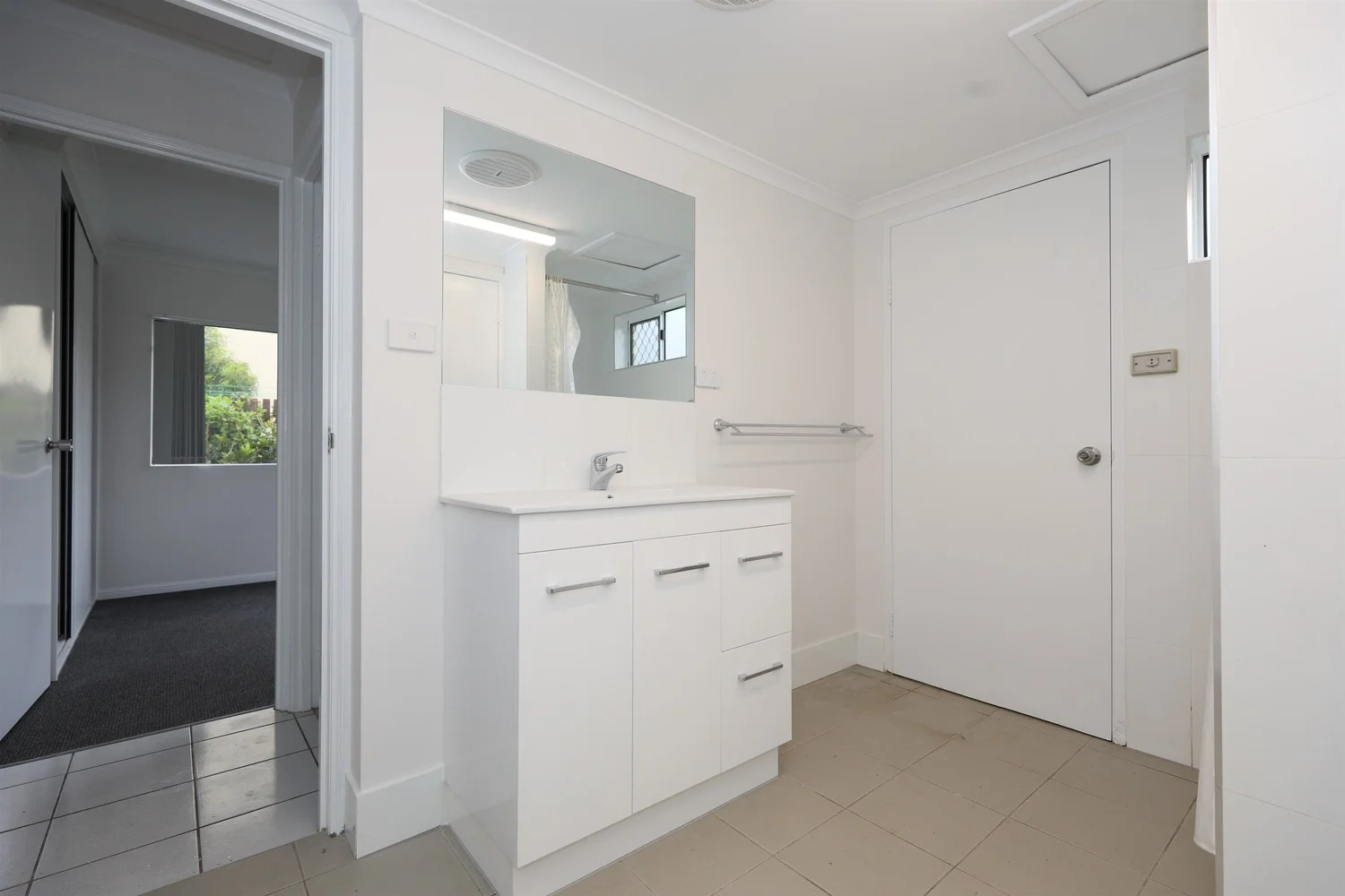 Additional image 16 of 1/27 Mintaro Crescent, Woree QLD 4868