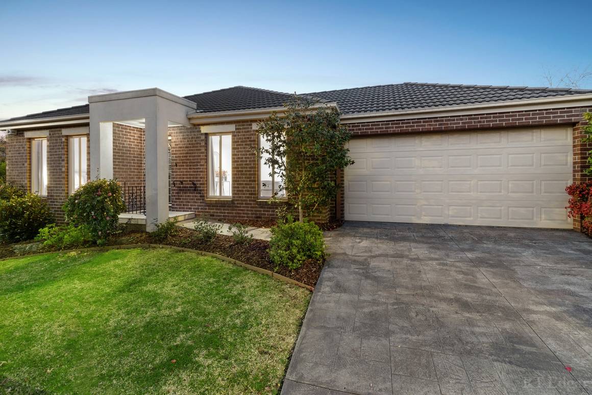 Picture of 61 Morna Road, DONCASTER EAST VIC 3109