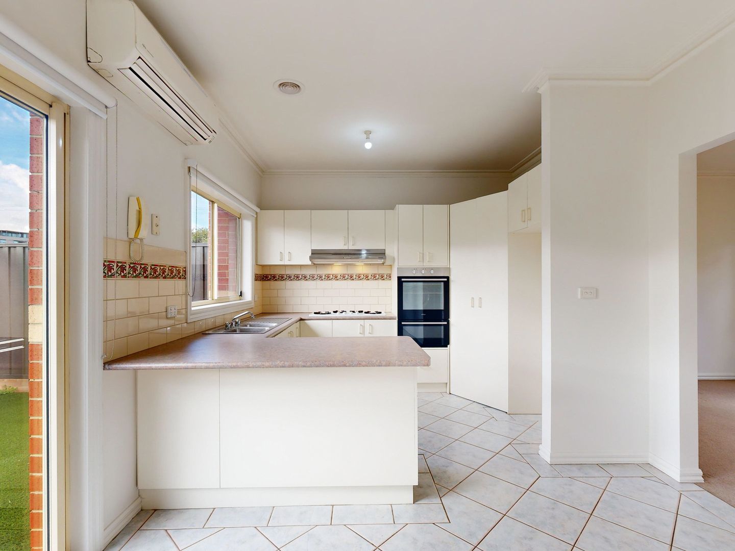 2/147 Cooper St, Essendon VIC 3040 Townhouse For Rent 720 Domain