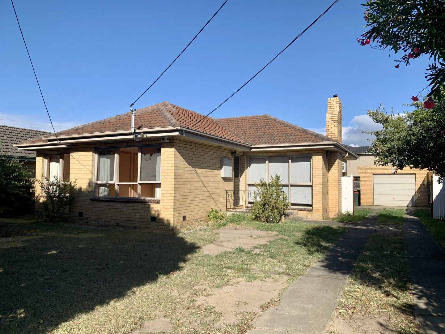 3 bedrooms House in 15 Glencairn Street MULGRAVE VIC, 3170
