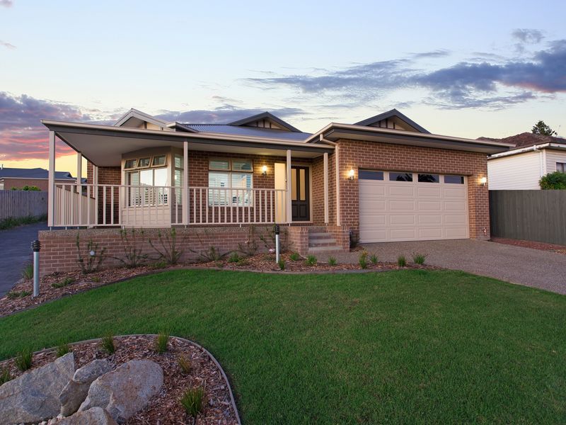 2 Cooper Rise, Bunyip VIC 3815, Image 0