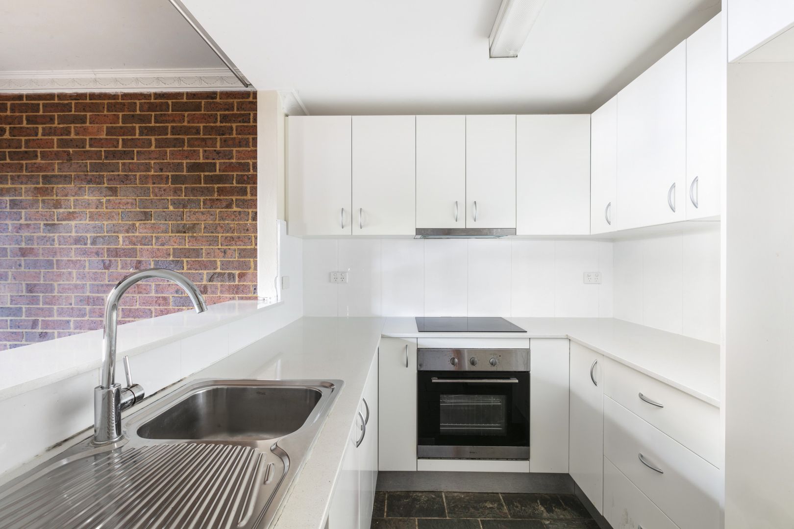 6/33a Davies Street, Surry Hills NSW 2010, Image 2