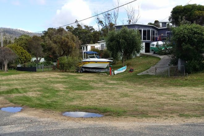 Picture of 2 Greenbank Drive, FOUR MILE CREEK TAS 7215