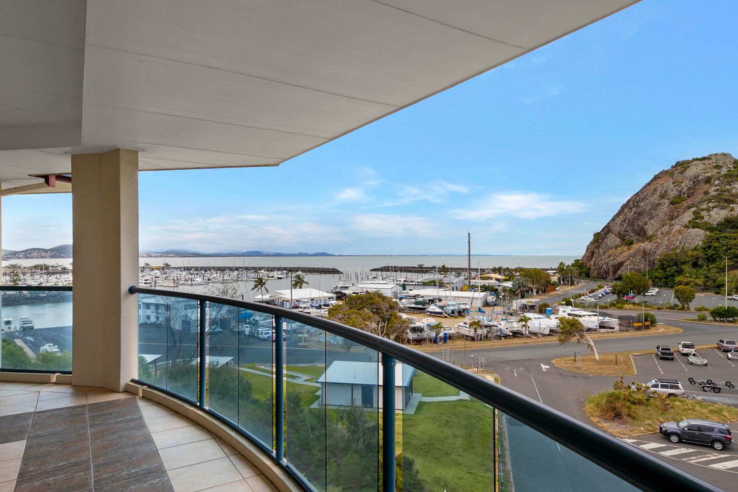 4/12-14 Breakwater Drive, Rosslyn QLD 4703, Image 0