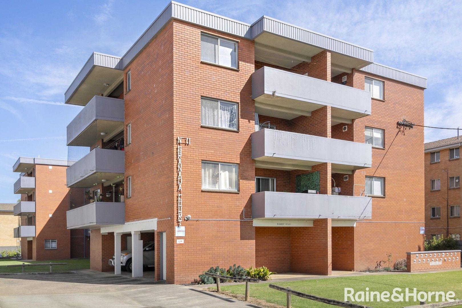 4/11 Crest Road, Queanbeyan NSW 2620 | Domain