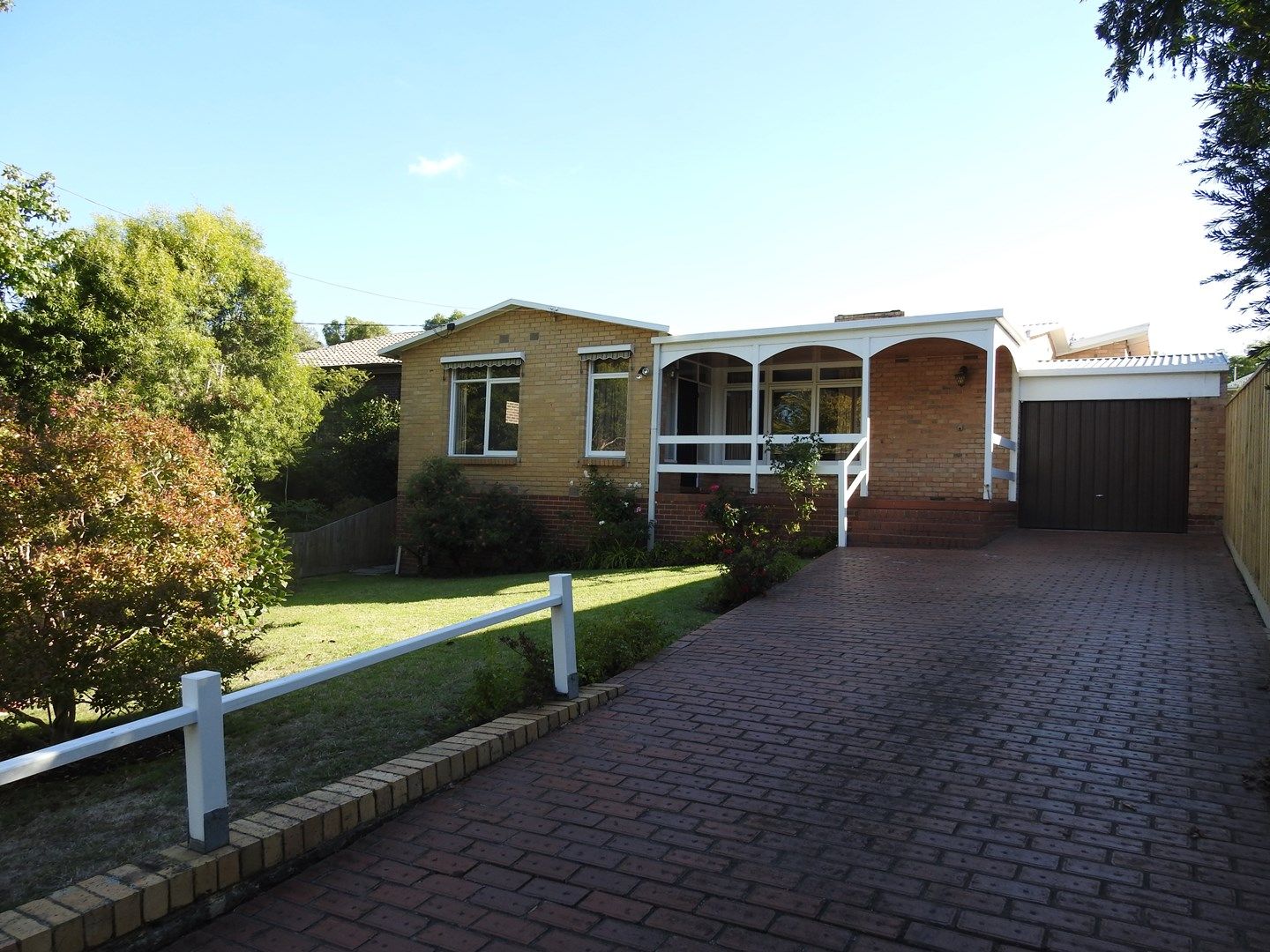 6 Courbrant Court, Mont Albert North Property History & Address