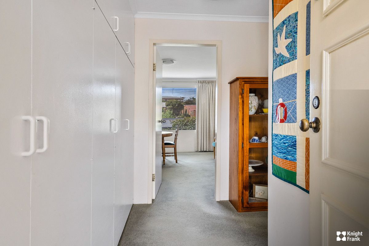 1/12 Star Street, Sandy Bay TAS 7005, Image 2