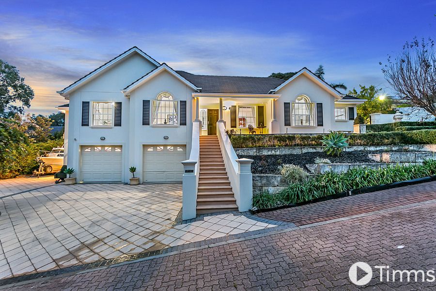 4 Erica Court, Flagstaff Hill SA 5159, Image 0