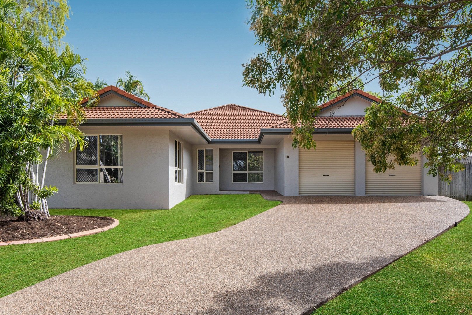 5 bedrooms House in 18 Scholars Place DOUGLAS QLD, 4814