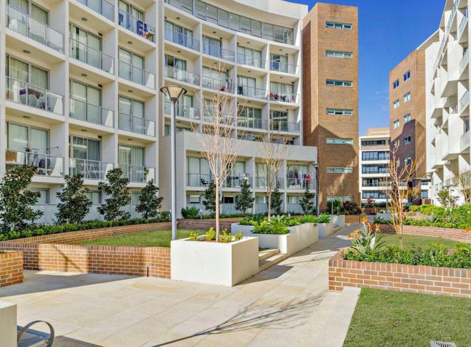2 bedrooms Apartment / Unit / Flat in 2a Brown St ASHFIELD NSW, 2131