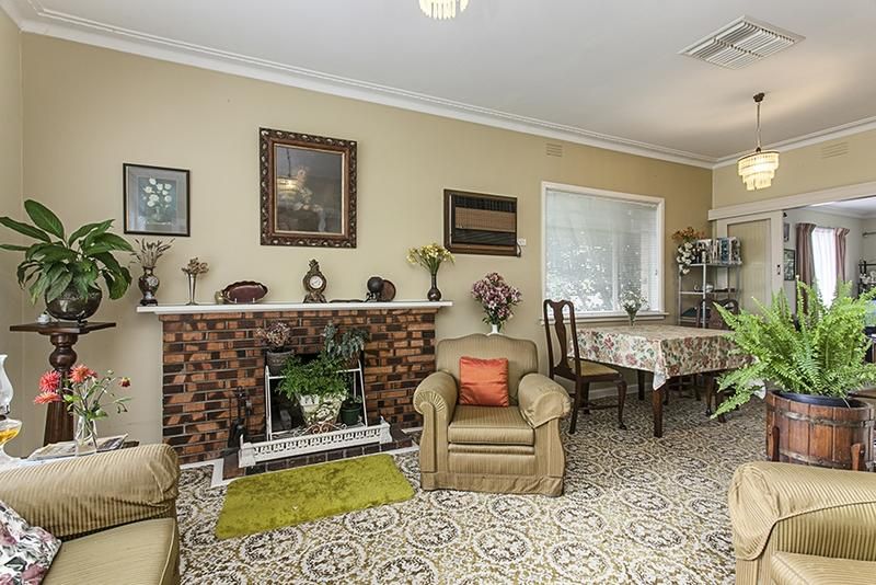 6 Barton Road, CLAYTON SOUTH VIC 3169, Image 2