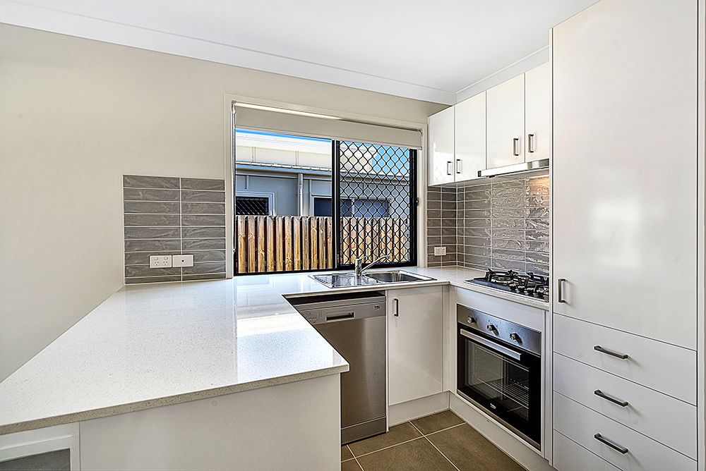 2 bedrooms House in 51B Rosella Street LOGANLEA QLD, 4131
