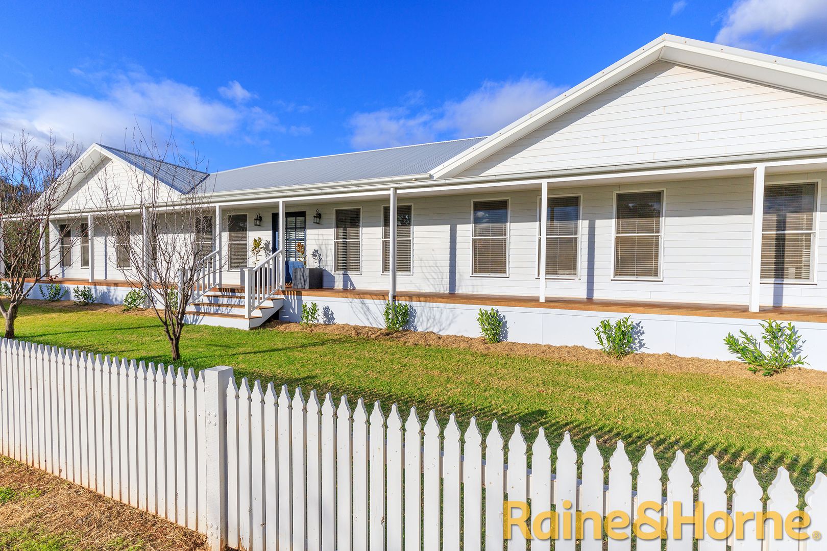 2 Torryburn Way, Dubbo NSW 2830, Image 1