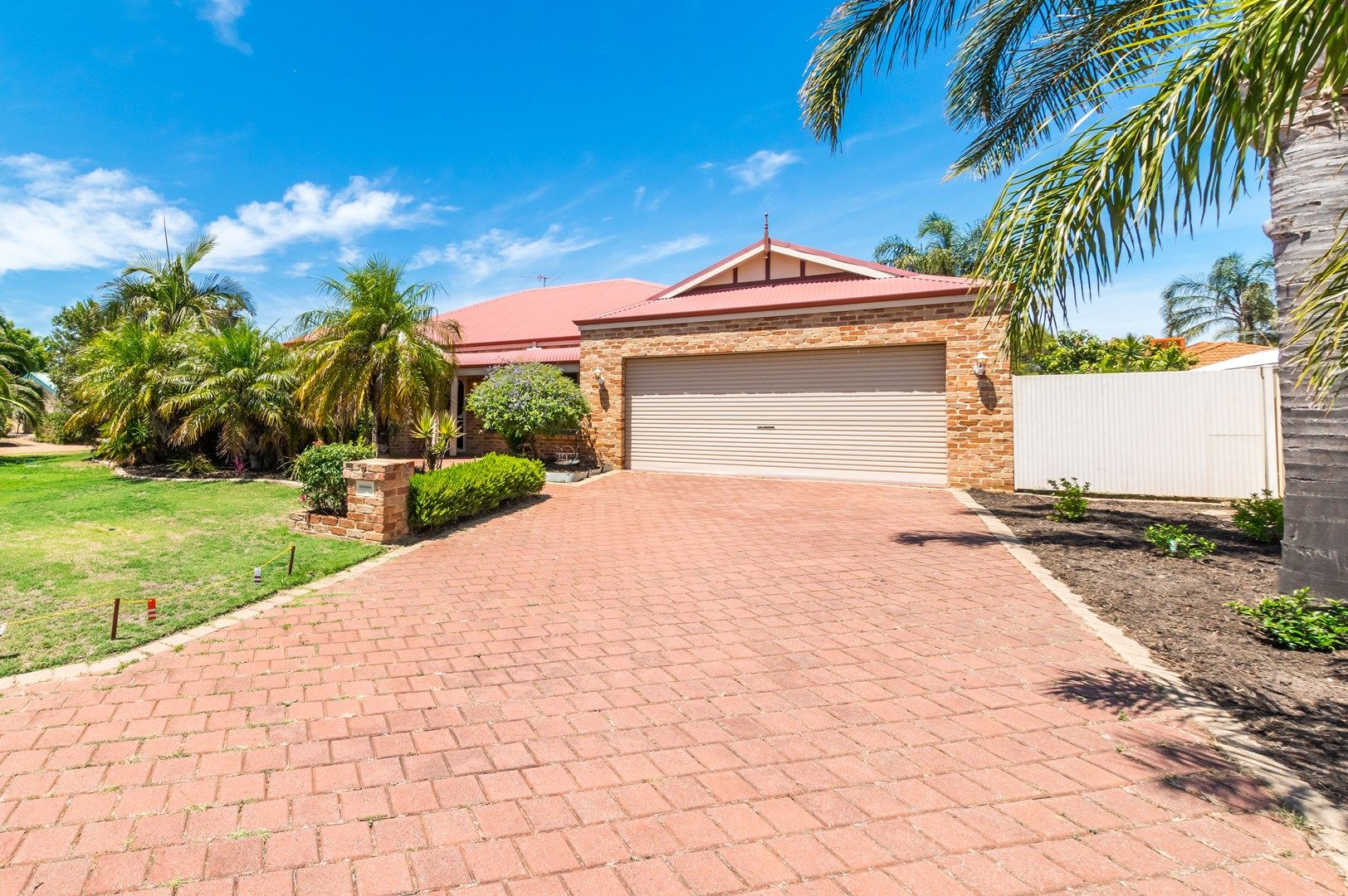 7 Pyrite Court, Forrestfield WA 6058, Image 0