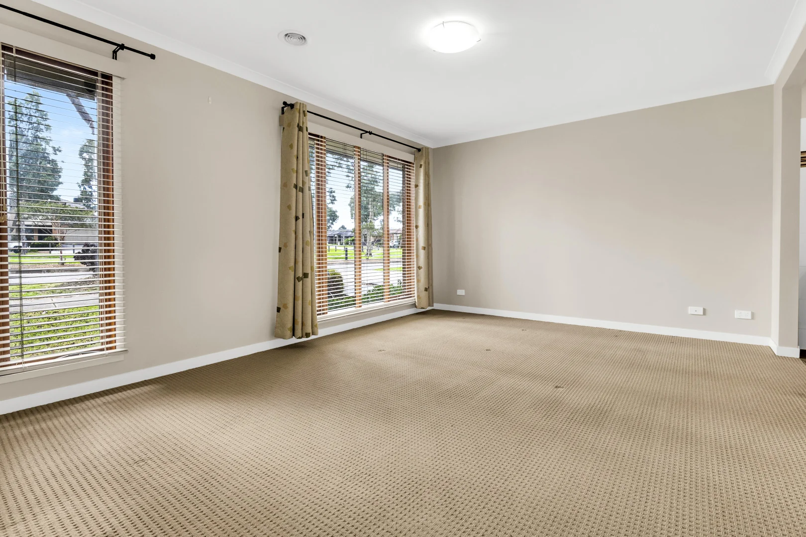 Additional image 6 of 51 Evergreen Crescent, Craigieburn VIC 3064