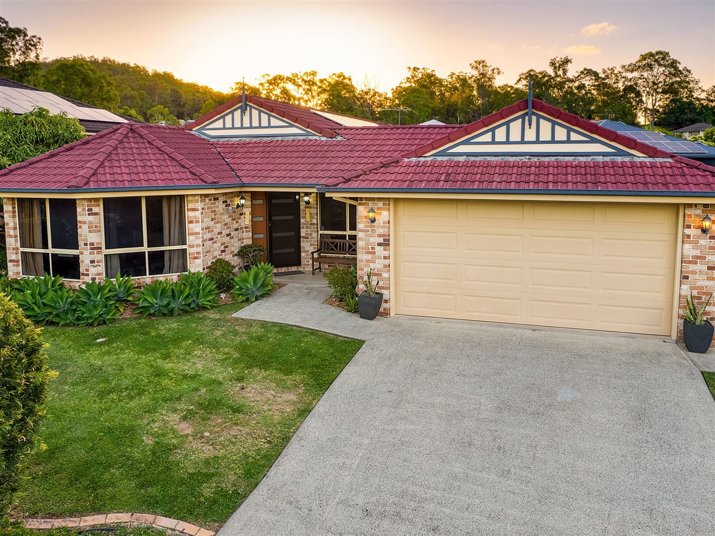 4 bedrooms House in 38 Lockrose Street MITCHELTON QLD, 4053