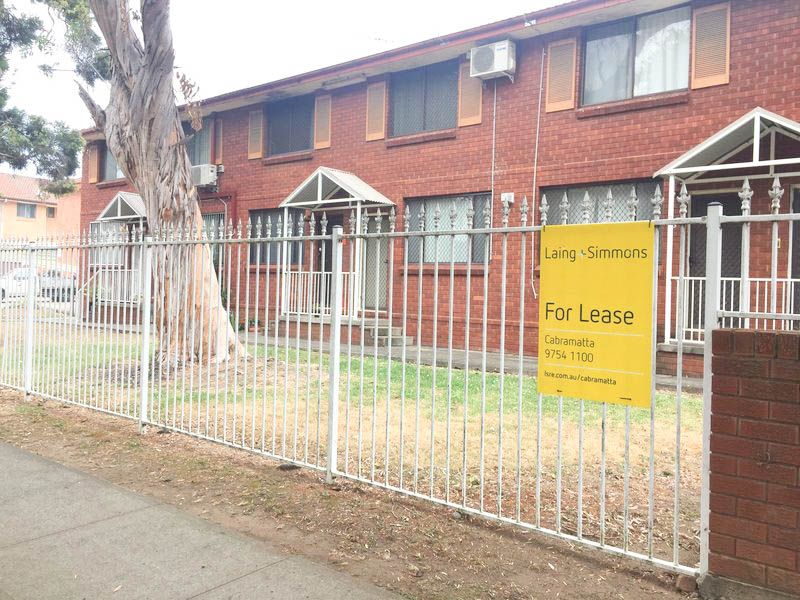 2 bedrooms Townhouse in 4/96-100 Longfield Street CABRAMATTA NSW, 2166