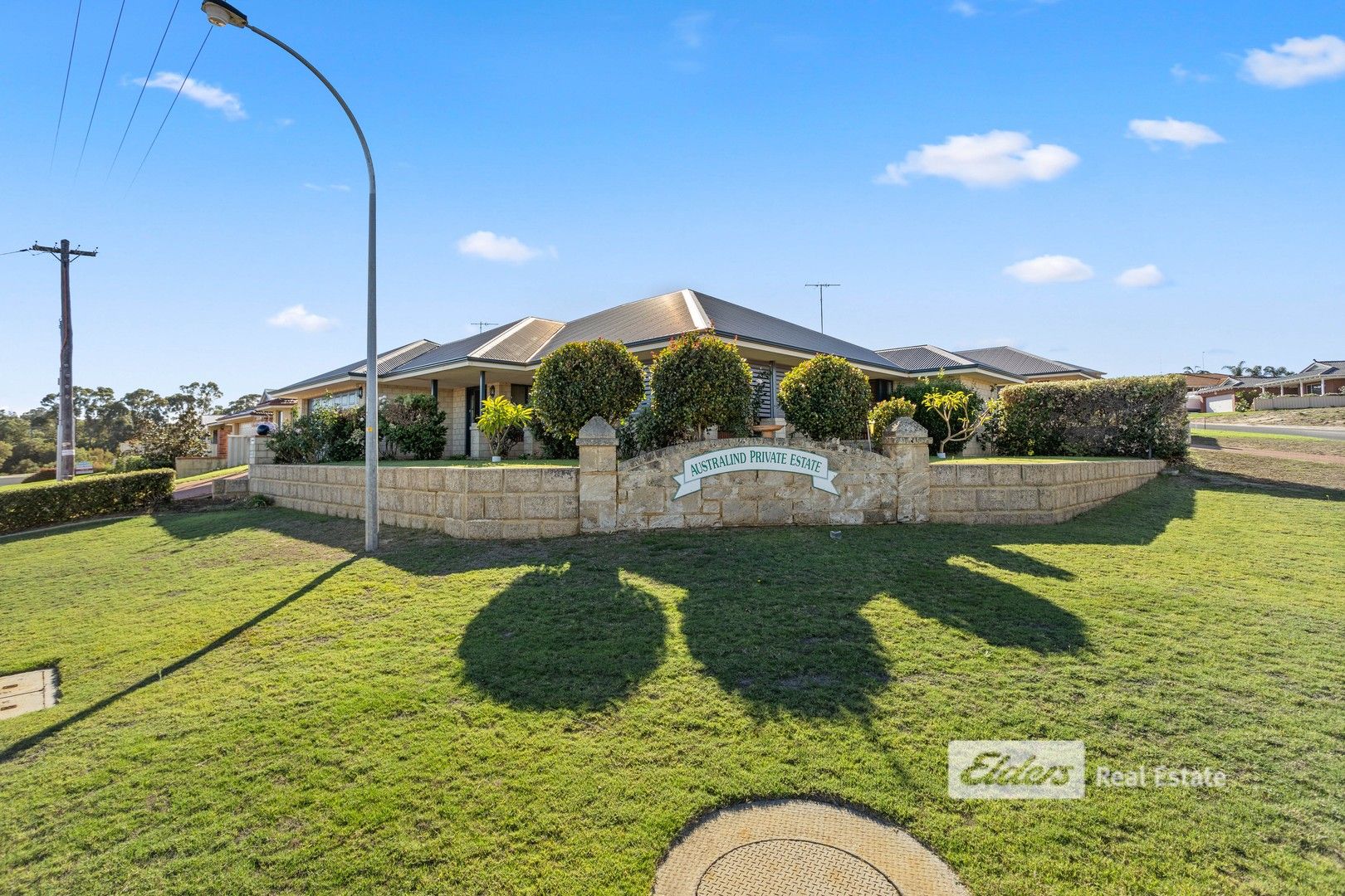 10 Wakefield Crescent, Australind WA 6233, Image 0