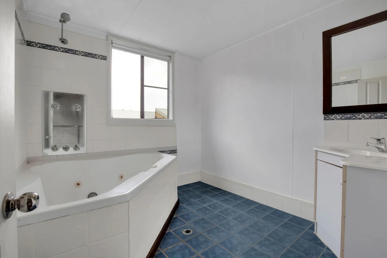 Additional image 12 of 15 Lloyd Street, West Mackay QLD 4740