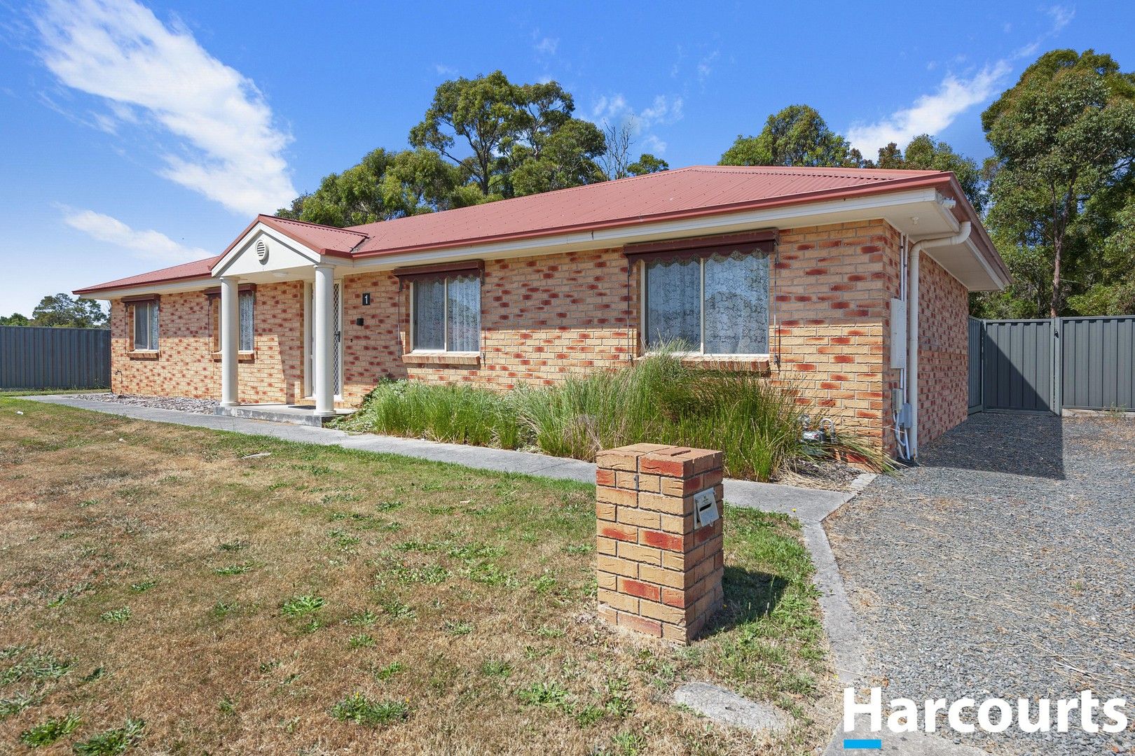 1 Jemacra Place, Mount Clear VIC 3350 House For Rent Domain
