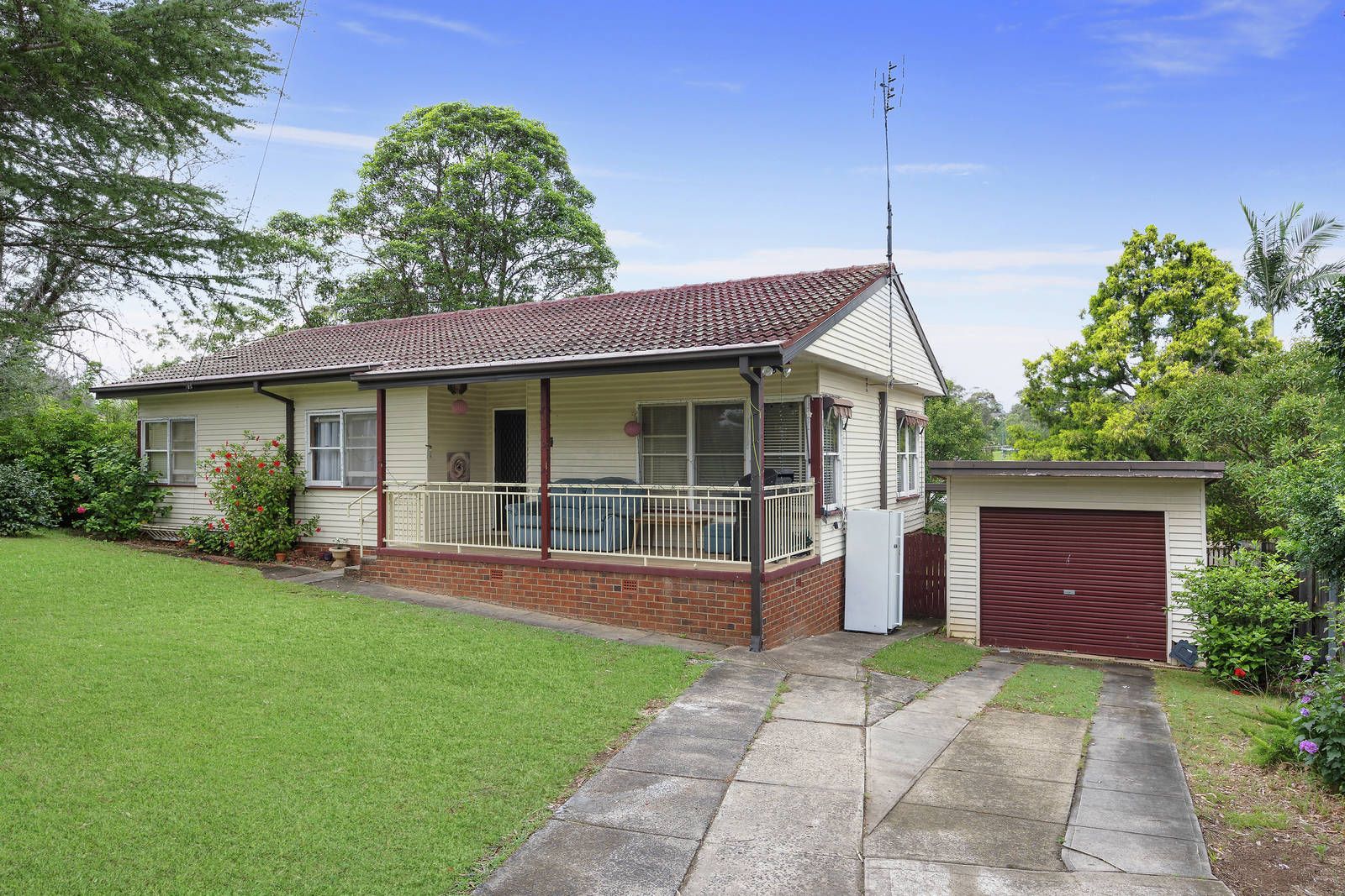 73 Hoddle Avenue, Bradbury NSW 2560, Image 2