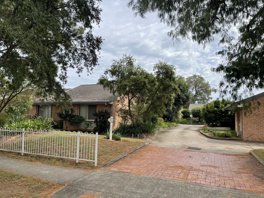 2 bedrooms House in 7/7A Betty Avenue WINSTON HILLS NSW, 2153