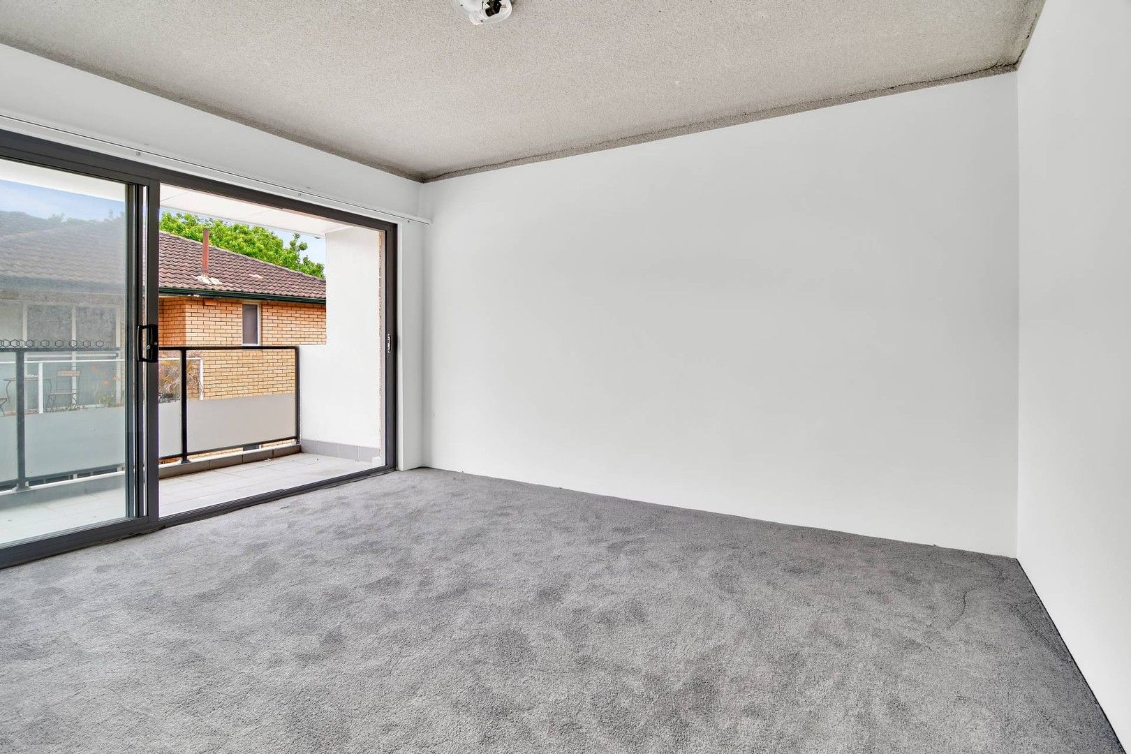 1 bedrooms Apartment / Unit / Flat in 11/20 Mckye Street WAVERTON NSW, 2060