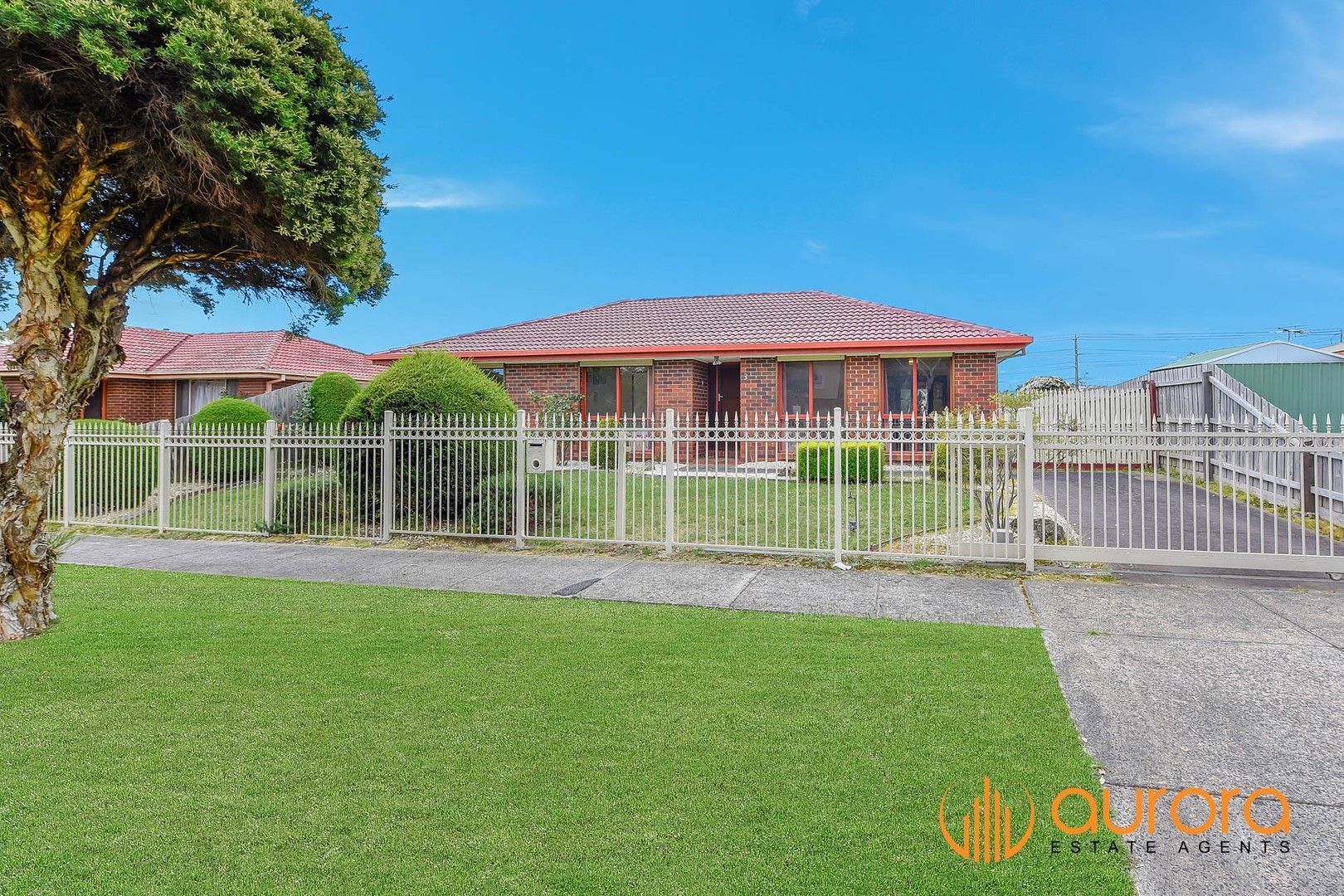 3 bedrooms House in 3 King David Court HAMPTON PARK VIC, 3976