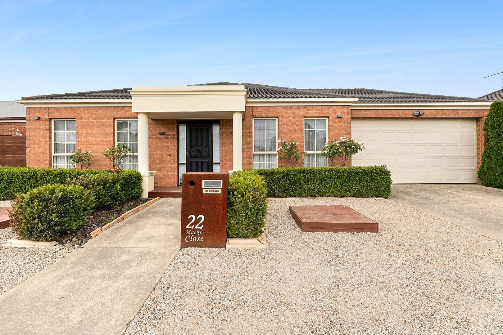 22 Mackie Close, Hamlyn Heights VIC 3215 House For Rent 485 Domain