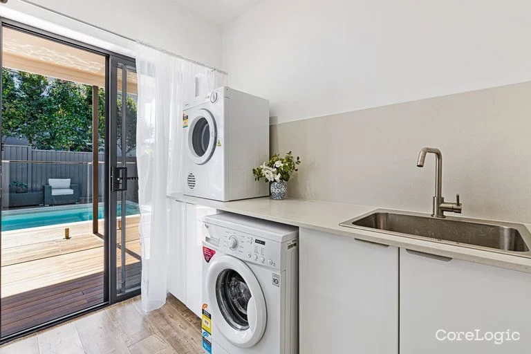 Additional image 7 of 33 Inveray Avenue, Benowa QLD 4217