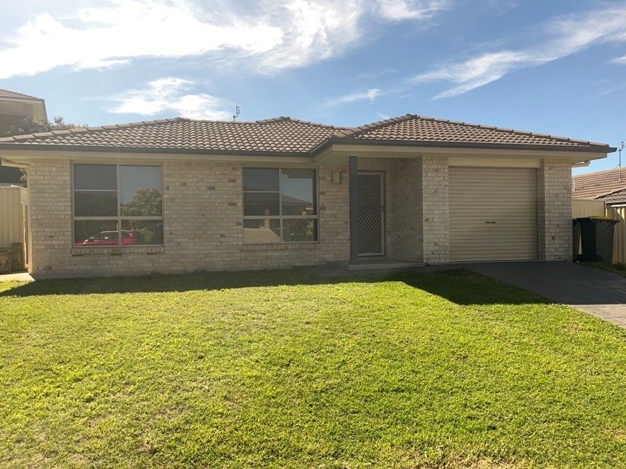 3 bedrooms House in 10A Conimbla Crescent TAMWORTH NSW, 2340