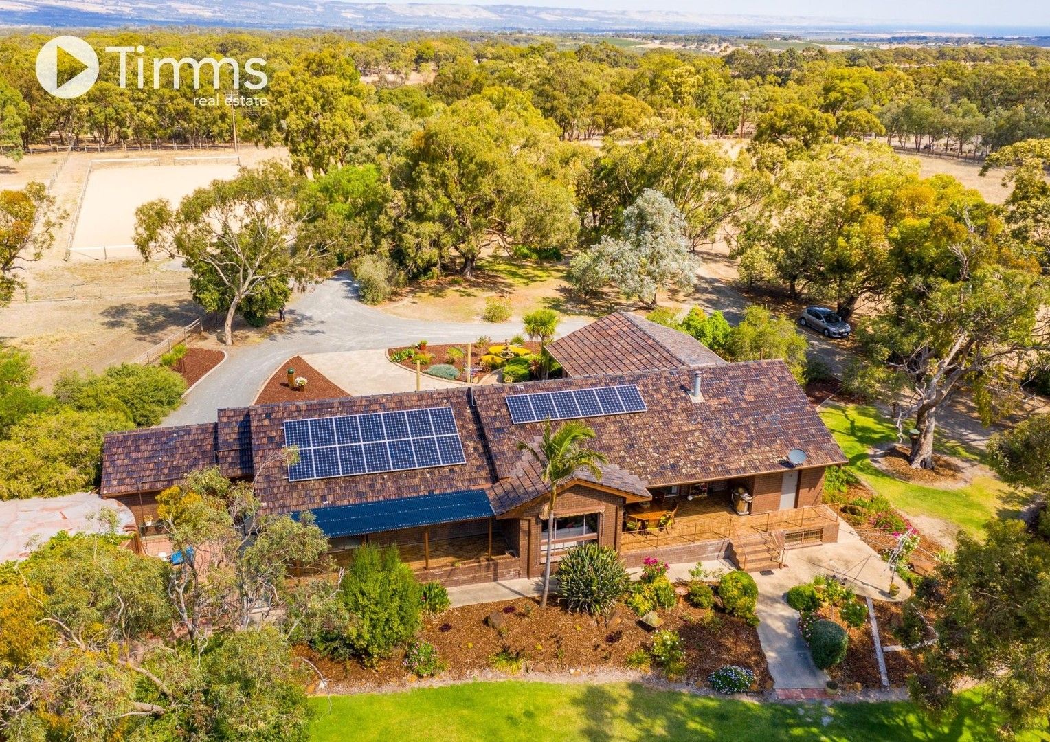 5 bedrooms House in 325 Upper Penneys Hill Road ONKAPARINGA HILLS SA, 5163