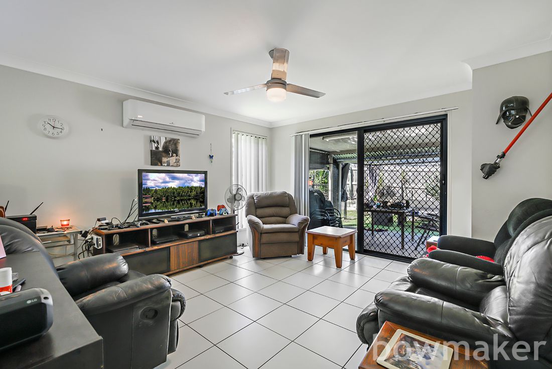 8 Ord Close, Morayfield QLD 4506, Image 2