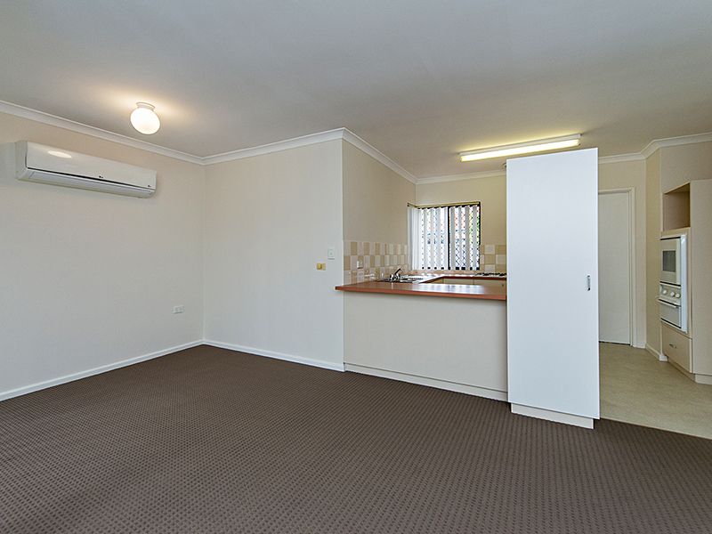 4/23-25 Queen Street, Bentley WA 6102, Image 2