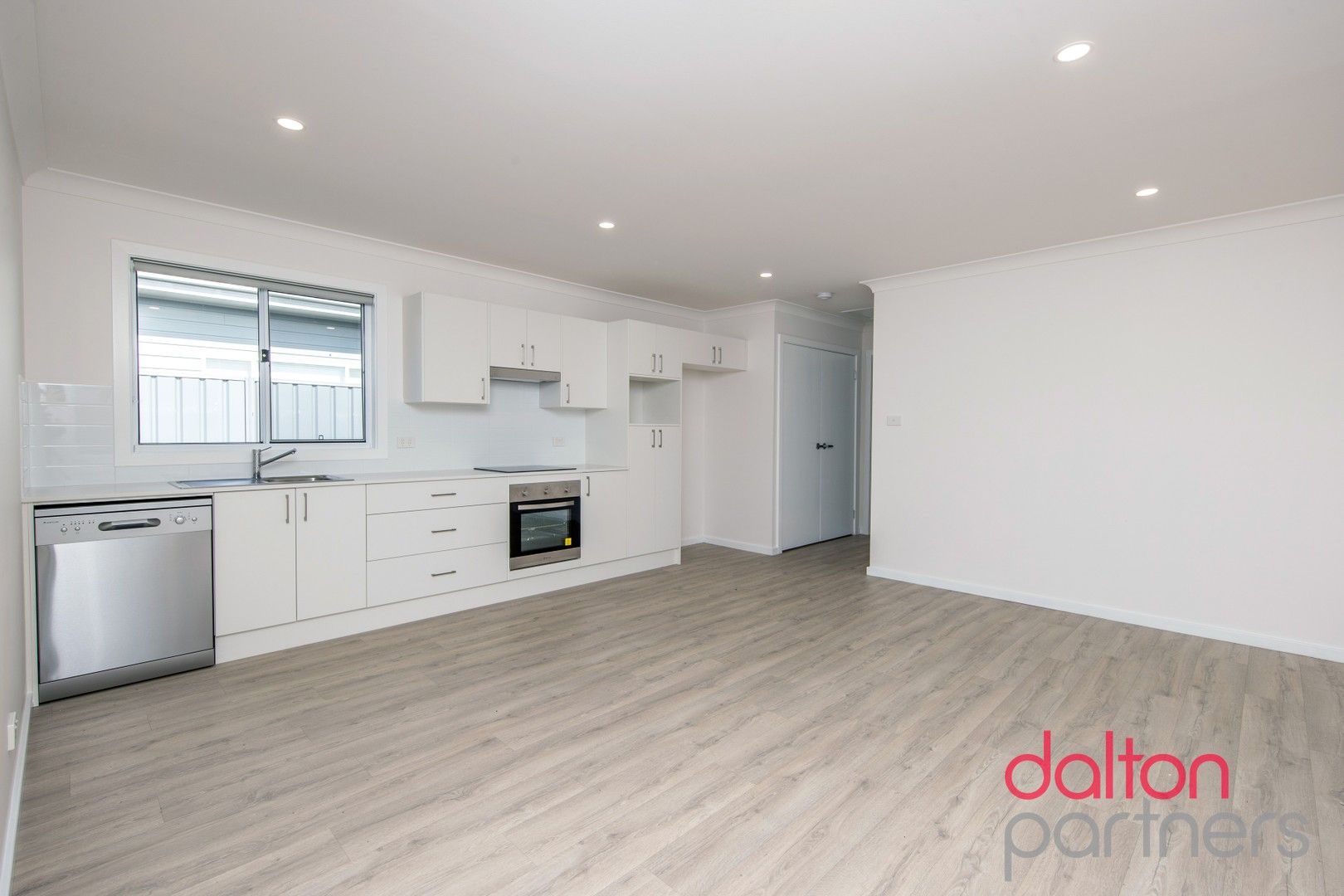 2 bedrooms Apartment / Unit / Flat in 59A Teralba Road BROADMEADOW NSW, 2292